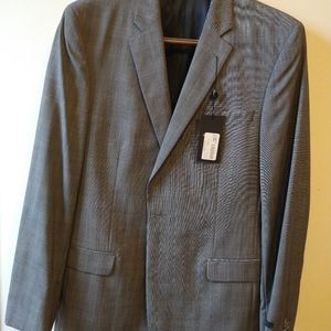 John Varvatos men's suit 42L untailored